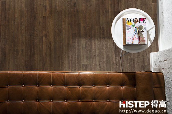 實(shí)木復(fù)合地板品牌挑選與環(huán)保標(biāo)準(zhǔn) 實(shí)木復(fù)合地板品牌挑選與環(huán)保標(biāo)準(zhǔn)