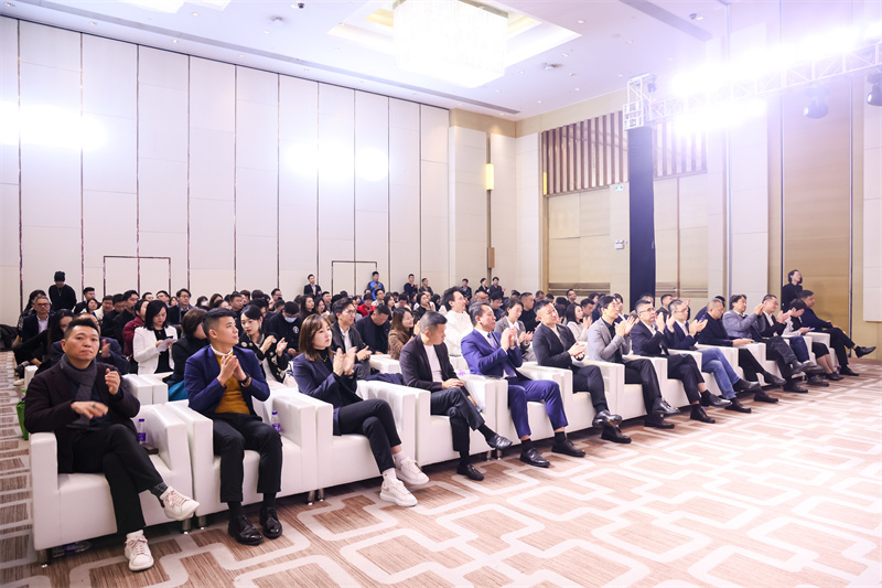 得高榮獲2023中國(guó)家居冠軍榜行業(yè)領(lǐng)軍品牌! image2 得高榮獲2023中國(guó)家居冠軍榜行業(yè)領(lǐng)軍品牌! image2