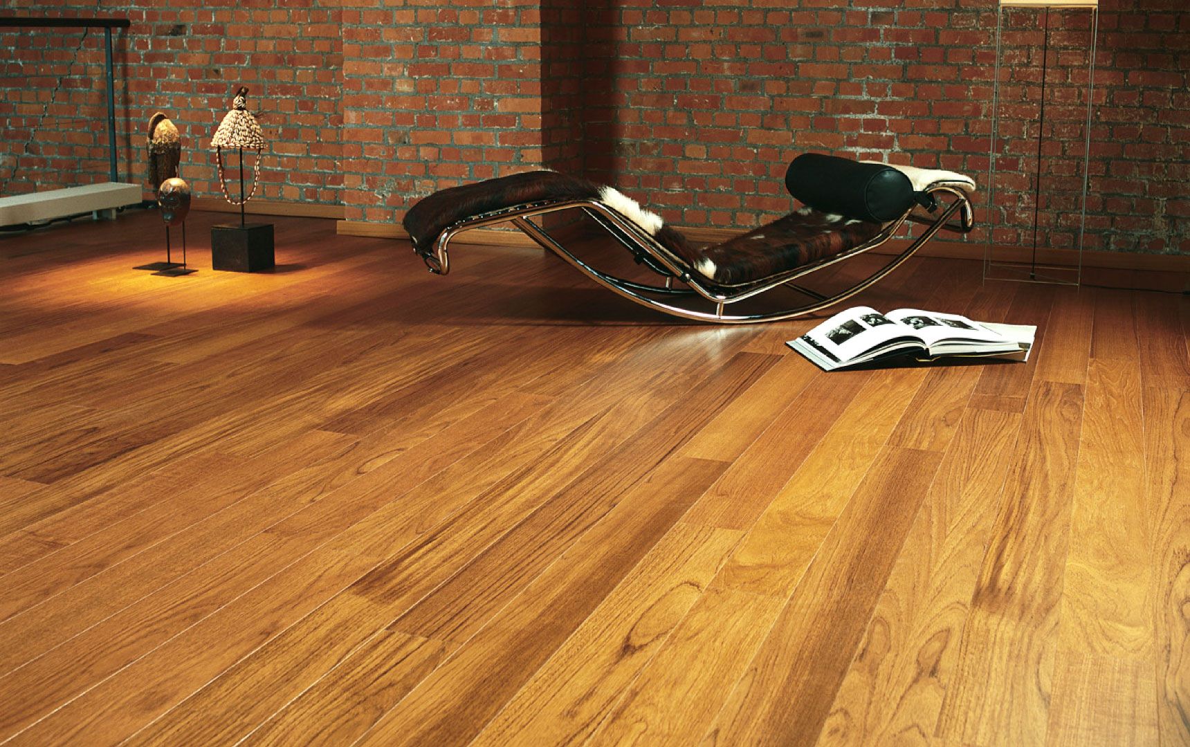 得高實(shí)木復(fù)合地板：為家居空間注入持久魅力