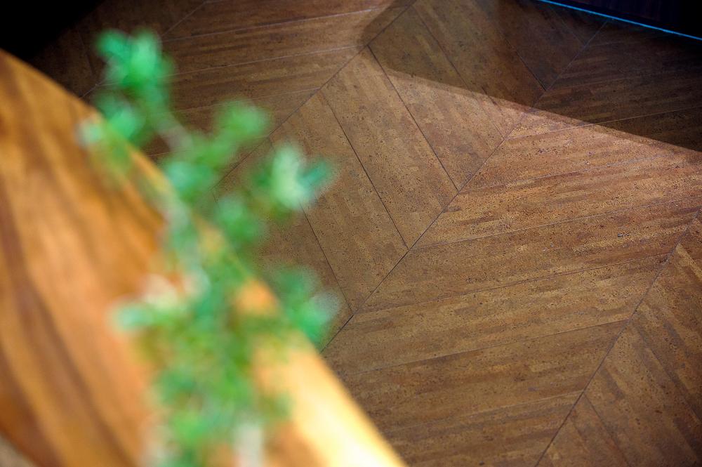 中式風(fēng)新家的靈魂，居然是這塊軟木地板 圖片11